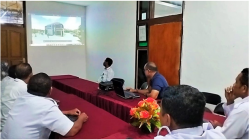 Foto : Pemaparan Produk Perencanan Gedung PLHUT Kantor Kemenag Flotim